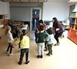 Estudiantes del ESIMar empiezan a impartir un Taller de relajación para niños y niñas del Casal Infantil de la Barceloneta.